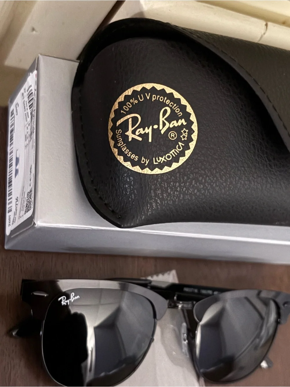 BNIB Ray-Ban RB3716 club Masters - unisex